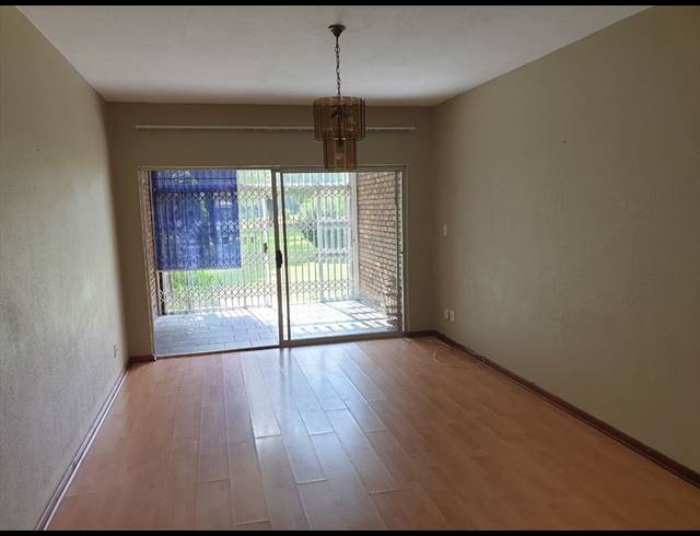 2 BEDROOM APARTMENT FOR SALE IN EDLEEN
